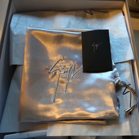 GIUSEPPE ZANOTTI Golden Sneakers - NEW - Picture 7 of 7